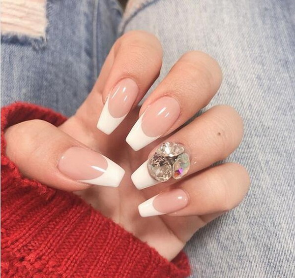 40+ Impressive White Coffin Nail Designs You'll Flip For In 2020 - For ...